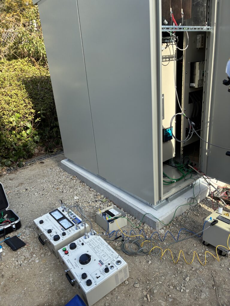 耐圧試験の配線